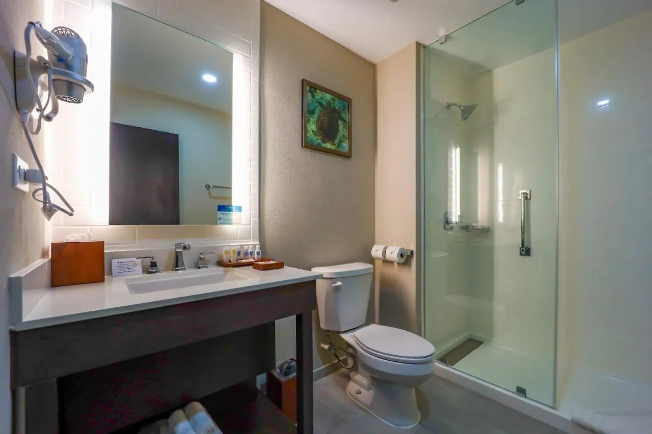 *** Hotel Comfort Inn & Suites Tobago Signal Hill Trinidad And Tobago