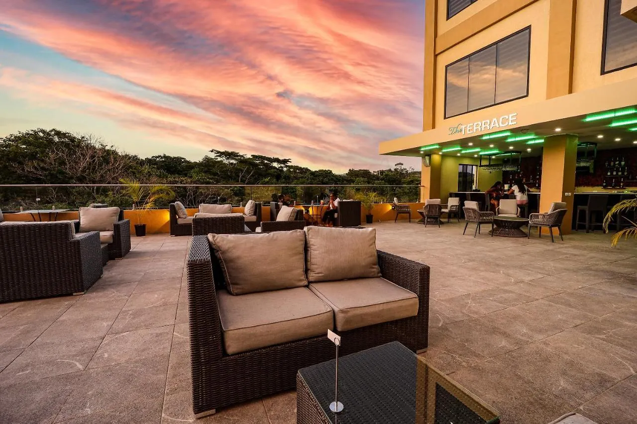Hotel Comfort Inn & Suites Tobago Signal Hill