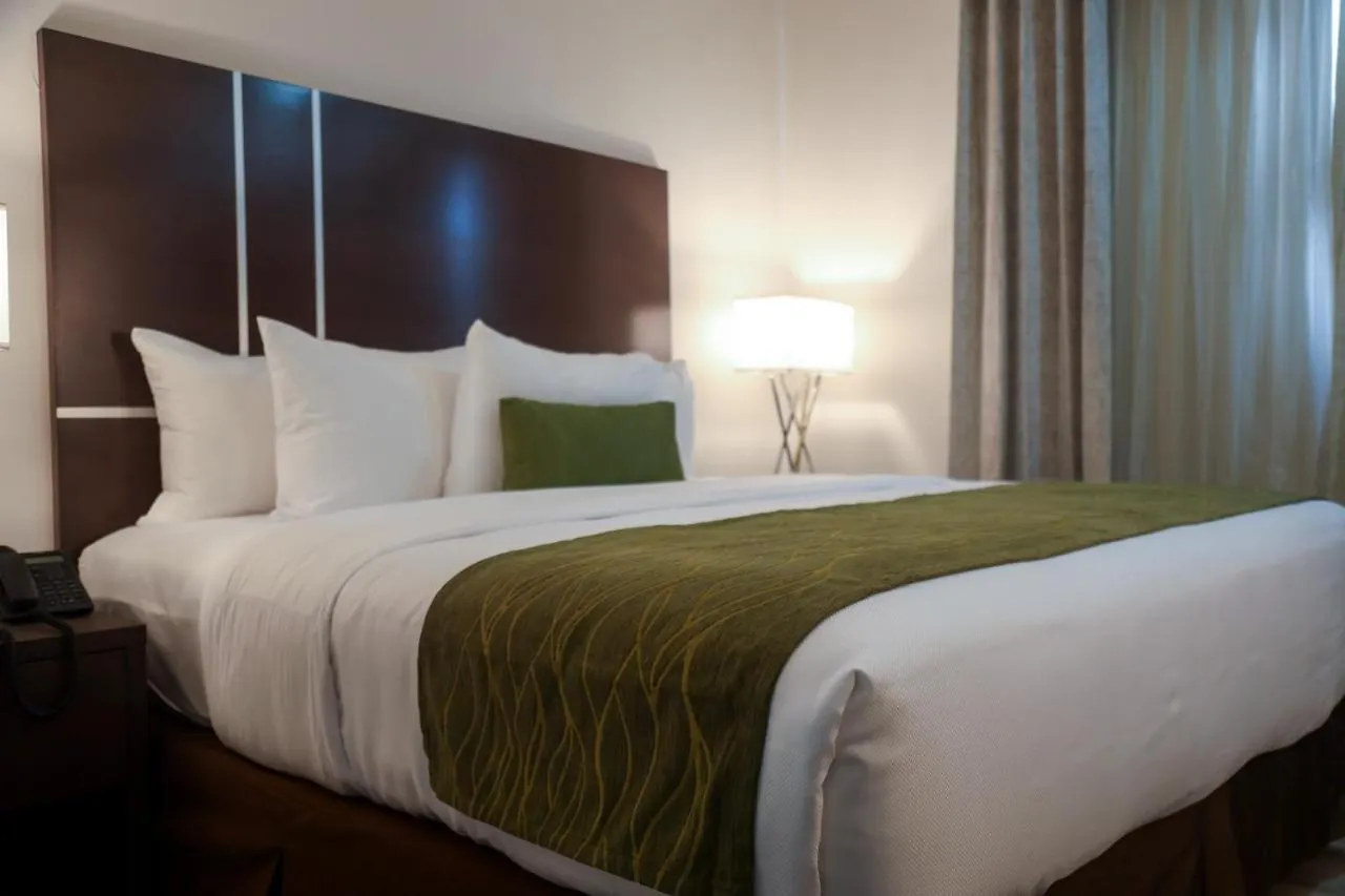 Comfort Inn & Suites Tobago Signal Hill Hotel