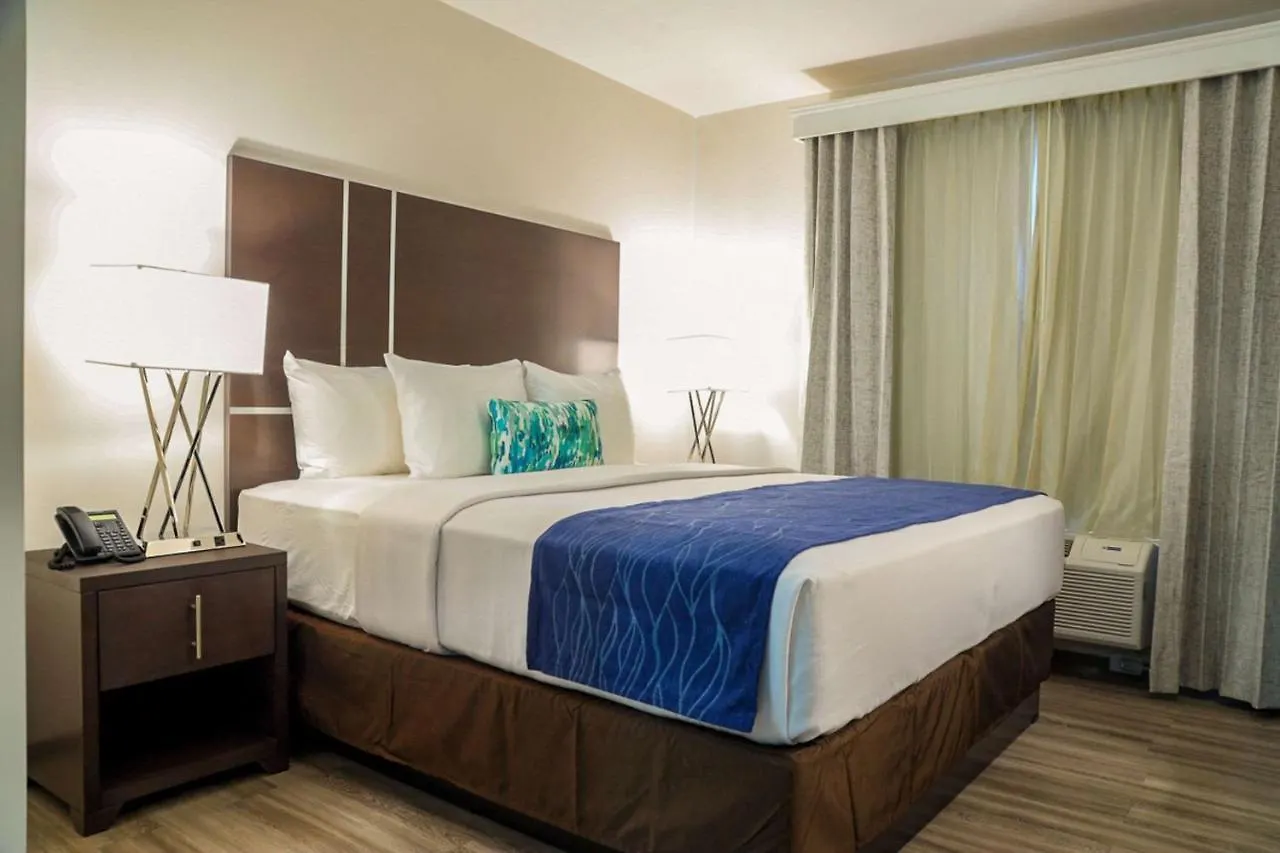 Comfort Inn & Suites Tobago Signal Hill