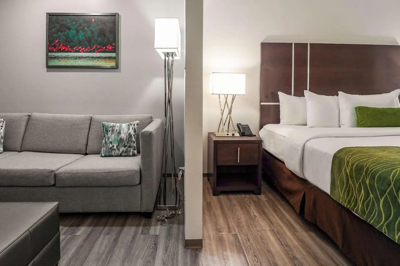 Comfort Inn & Suites Tobago Signal Hill Hotel